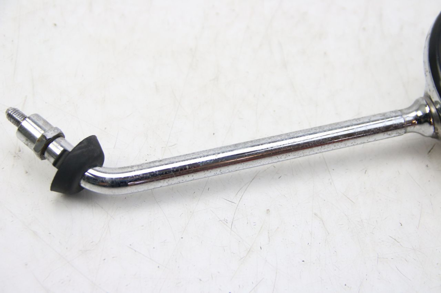 photo de SPECCHIETTO SINISTRO PIAGGIO VESPA GTS SUPER IE 125 (2009 - 2016) - Primo piano tecnico