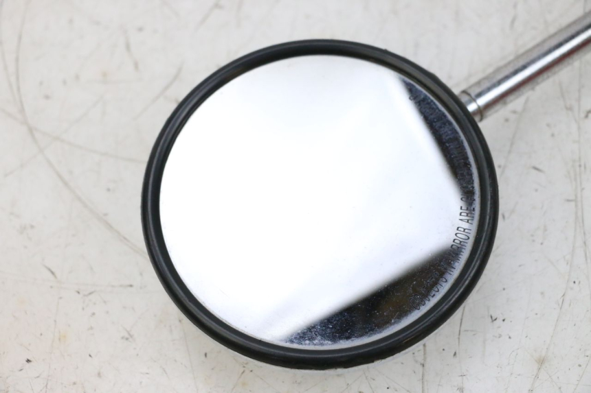 photo de SPECCHIETTO SINISTRO PIAGGIO VESPA GTS SUPER IE 125 (2009 - 2016) - Zoom sullo stato d'uso