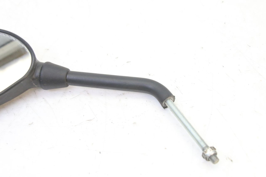 photo de Specchietto sinistro PEUGEOT VIVACITY NEW 4T 50 (2008 - 2017) - Zoom sullo stato d'uso