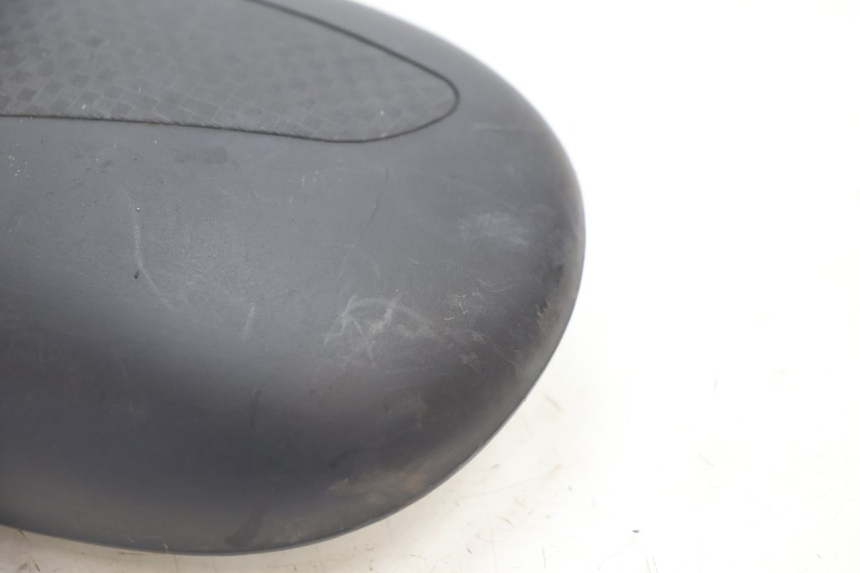 photo de Specchietto sinistro PEUGEOT VIVACITY 50 (2004 - 2009) - Stato della superficie e materiale