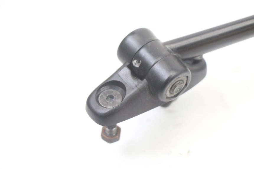 photo de Specchietto sinistro YAMAHA TZR 50 (2008 - 2016) - Dettagli dei punti di fissaggio