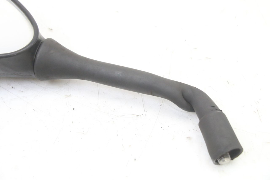 photo de SPECCHIETTO SINISTRO YAMAHA X-MAX XMAX ABS 250 (2010 - 2014) - Zoom sullo stato d'uso