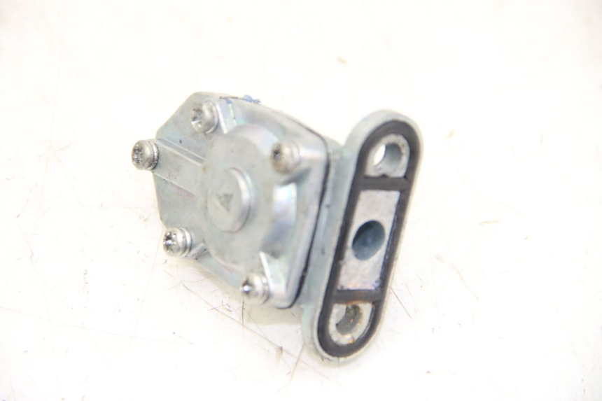 photo de RUBINETTO SERBATOIO MBK BOOSTER SPIRIT 50 (1999 - 2003) - Zoom sullo stato d'uso