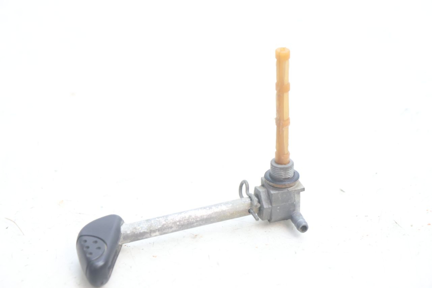 photo de RUBINETTO DEL SERBATOIO PEUGEOT BUXY 50 (1993 - 1998) - Altra angolazione