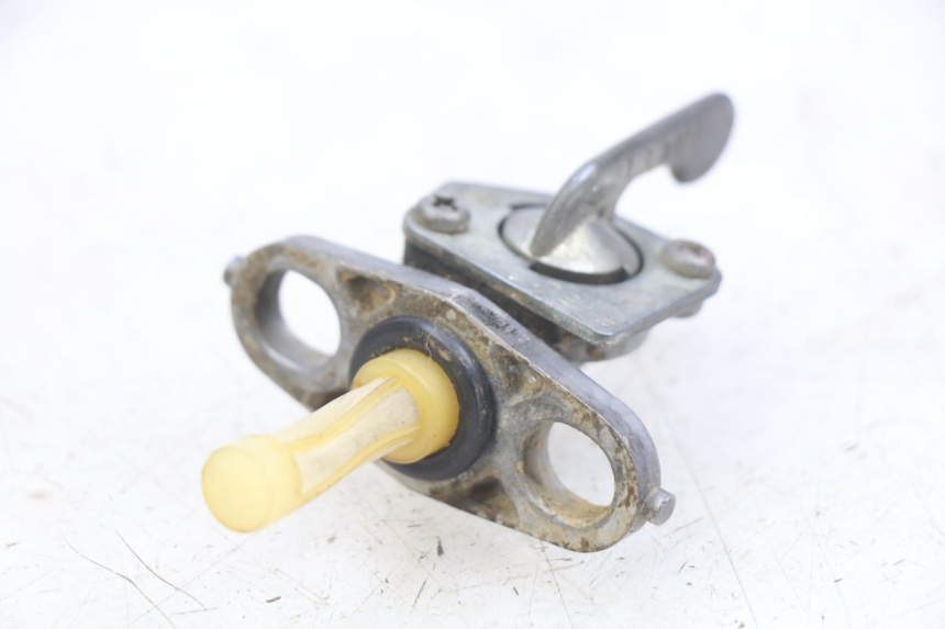 photo de RUBINETTO SERBATOIO HONDA CR 125 (1995 - 1997) - Altra angolazione