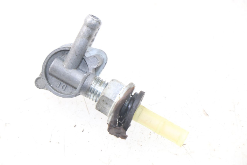 photo de ROBINET SERBATOIO CCR DIRT BIKE 125 - Zoom sullo stato d'uso