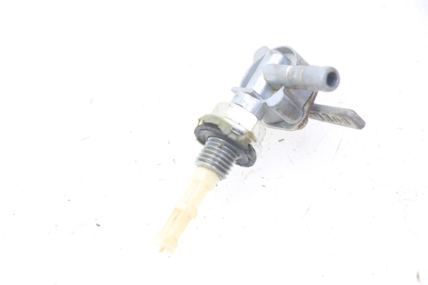 photo de ROBINET SERBATOIO CCR DIRT BIKE 125 - Zoom sullo stato d'uso