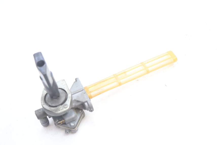 photo de RUBINETTO SERBATOIO SUZUKI GSF N BANDIT 1200 (2001 - 2005) - Altra angolazione