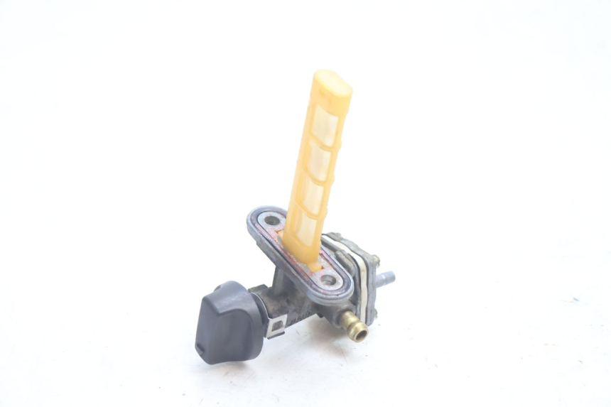photo de RUBINETTO SERBATOIO SUZUKI GSX F GSXF 750 (1988 - 1998) - Zoom sullo stato d'uso