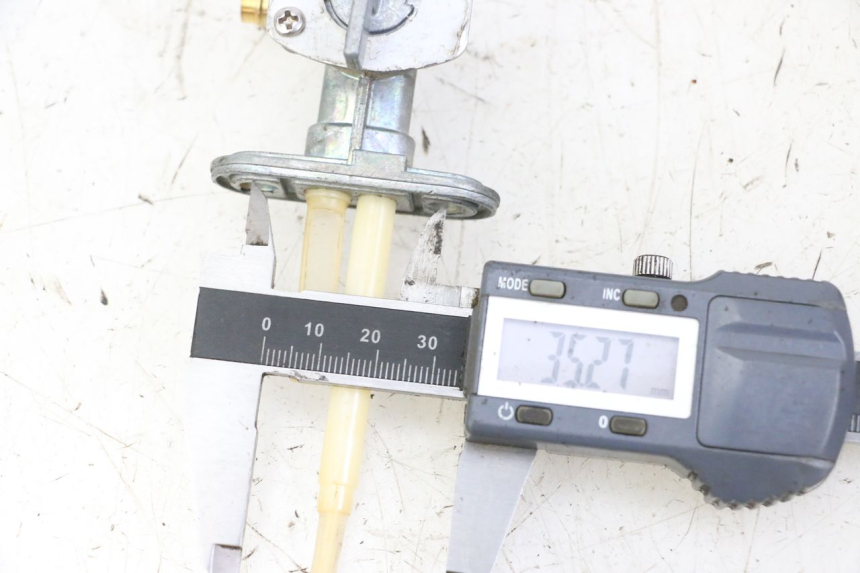 photo de RUBINETTO SERBATOIO KIDEN KD125-G 125 (2018 - 2022) - Zoom sullo stato d'uso