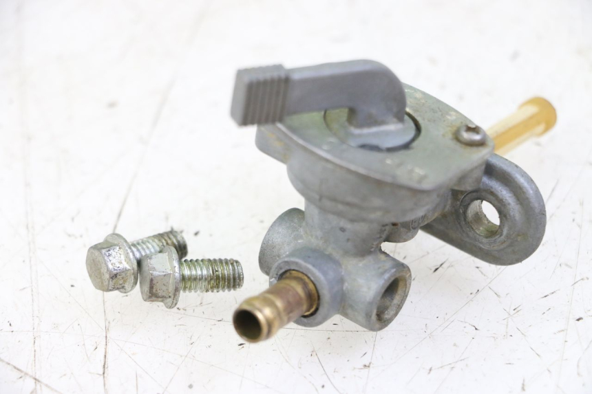 photo de ROBINET SERBATOIO KAWASAKI KX 65 (2000 - 2019) - Primo piano tecnico