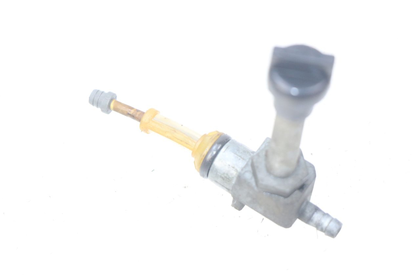 photo de ROBINET RESERVOIR PEUGEOT LUDIX 50 (2008 - 2017) - Altra angolazione