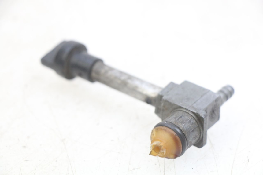 photo de ROBINET RESERVOIR PEUGEOT LUDIX 50 (2008 - 2017) - Zoom sullo stato d'uso