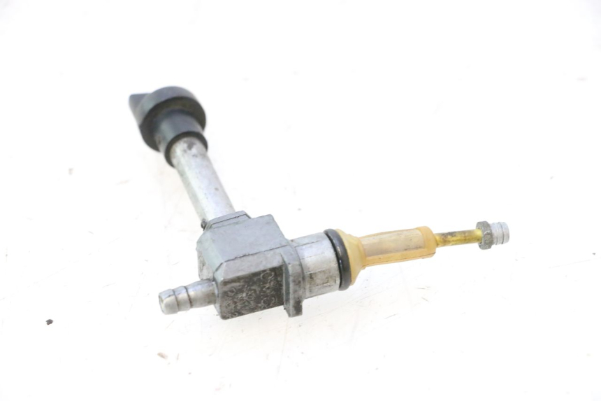 photo de RUBINETTO SERBATOIO PEUGEOT LUDIX PRO 2T 50 (2010 - 2017) - Zoom sullo stato d'uso