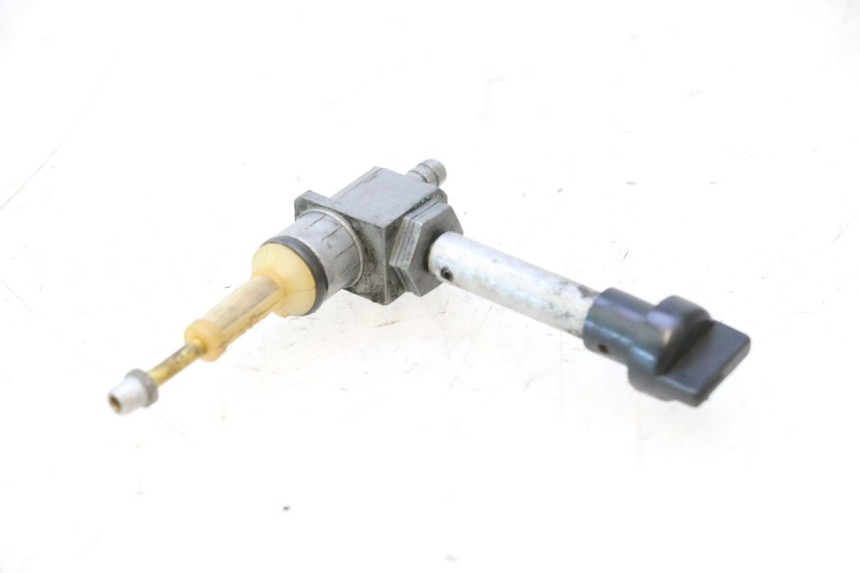 photo de RUBINETTO SERBATOIO PEUGEOT LUDIX PRO 2T 50 (2010 - 2017) - Altra angolazione