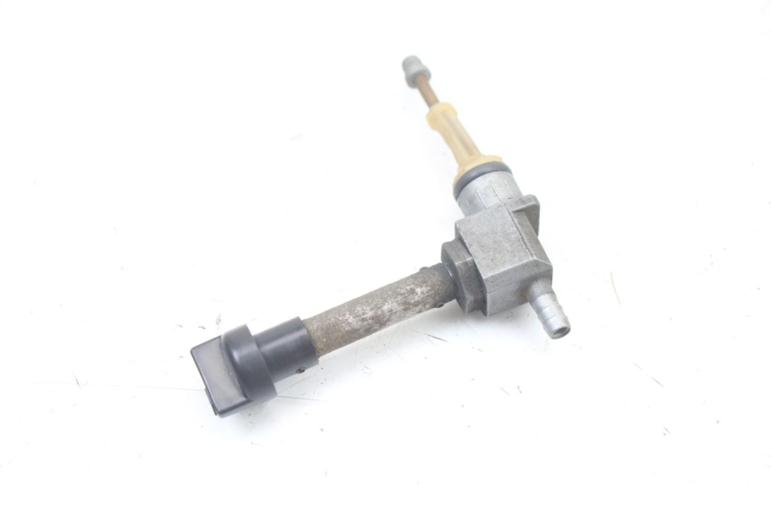 photo de RUBINETTO SERBATOIO PEUGEOT LUDIX ONE 50 (2005 - 2008) - Primo piano tecnico