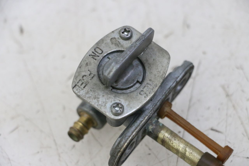 photo de RUBINETTO DEL SERBATOIO YAMAHA PW 80 (1983 - 2014) - Stato della superficie e materiale