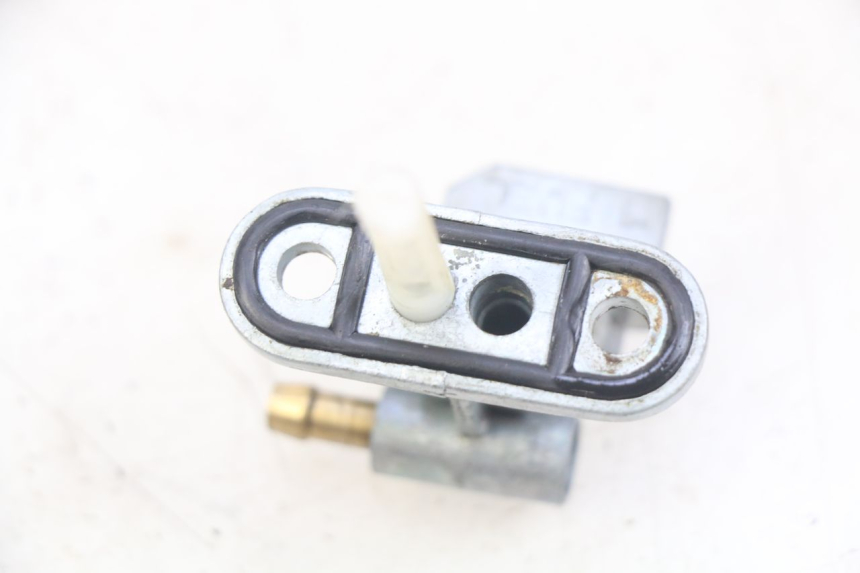 photo de ROBINET SERBATOIO YAMAHA TTR 125 (2000 - 2020) - Zoom sullo stato d'uso