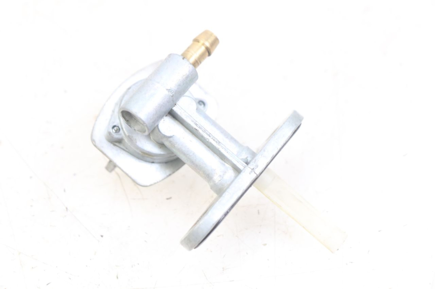 photo de ROBINET SERBATOIO YAMAHA TTR 125 (2000 - 2020) - Altra angolazione