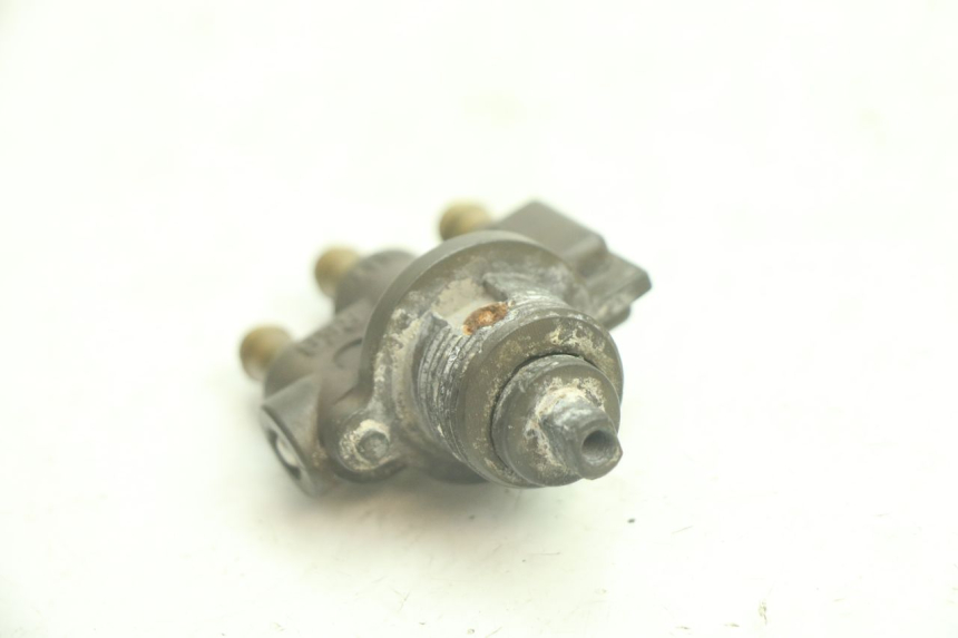 photo de RUBINETTO SERBATOIO YAMAHA WAVE RUNNER GP R 1200 (2000 - 2003) - Zoom sullo stato d'uso