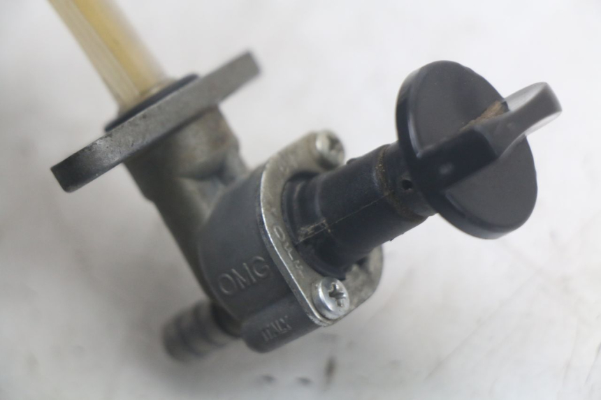 photo de RUBINETTO SERBATOIO FANTIC XM PERFORMANCE 2T 50 (2021 - 2022) - Zoom sullo stato d'uso