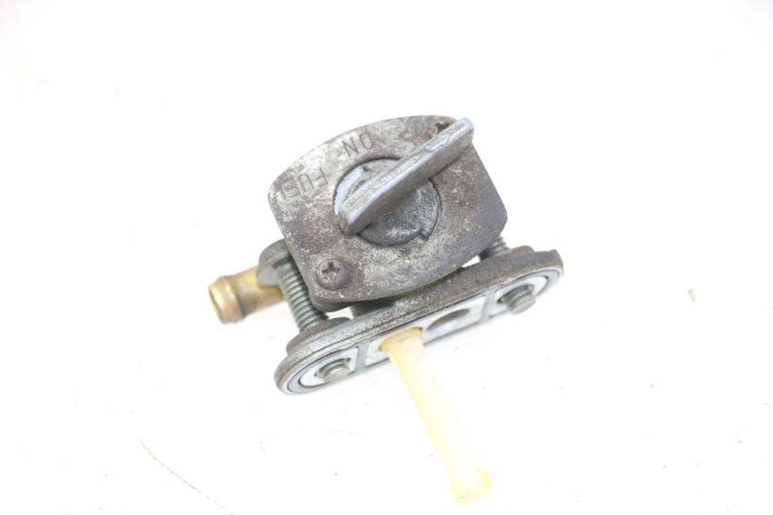 photo de ROBINET SERBATOIO YAMAHA FZS FAZER 600 (2001 - 2003) - Altra angolazione