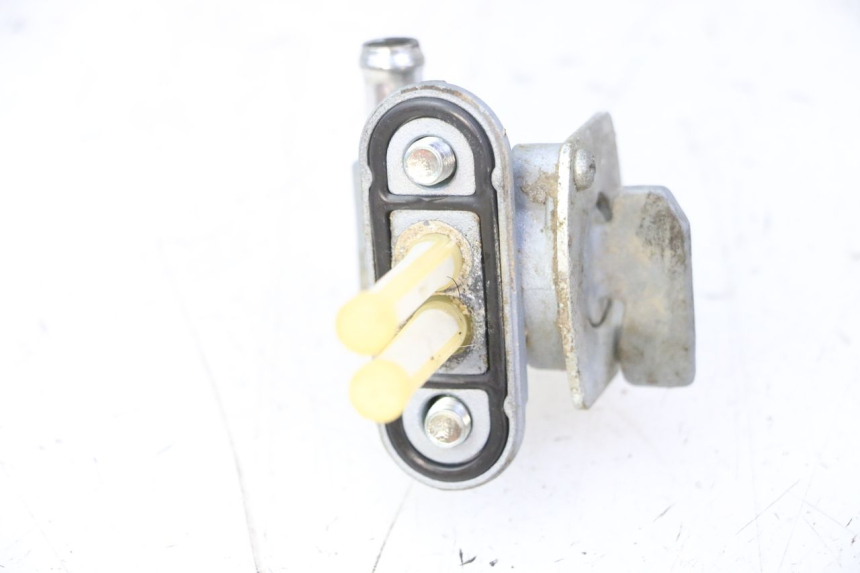 photo de RUBINETTO SERBATOIO YAMAHA YZ 85 (2022 - 2025) - Primo piano tecnico