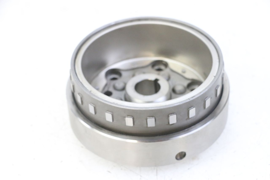 photo de VOLANO PIAGGIO MP3 LT 300 (2010 - 2016) - Primo piano tecnico