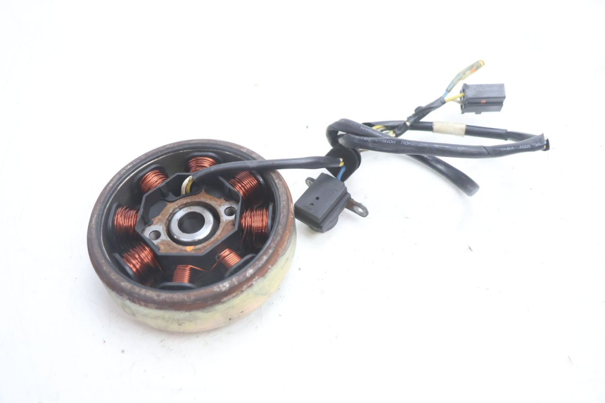 photo de ROTOR STATOR KYMCO AGILITY 4T 50 (2005 - 2018) - Altra angolazione