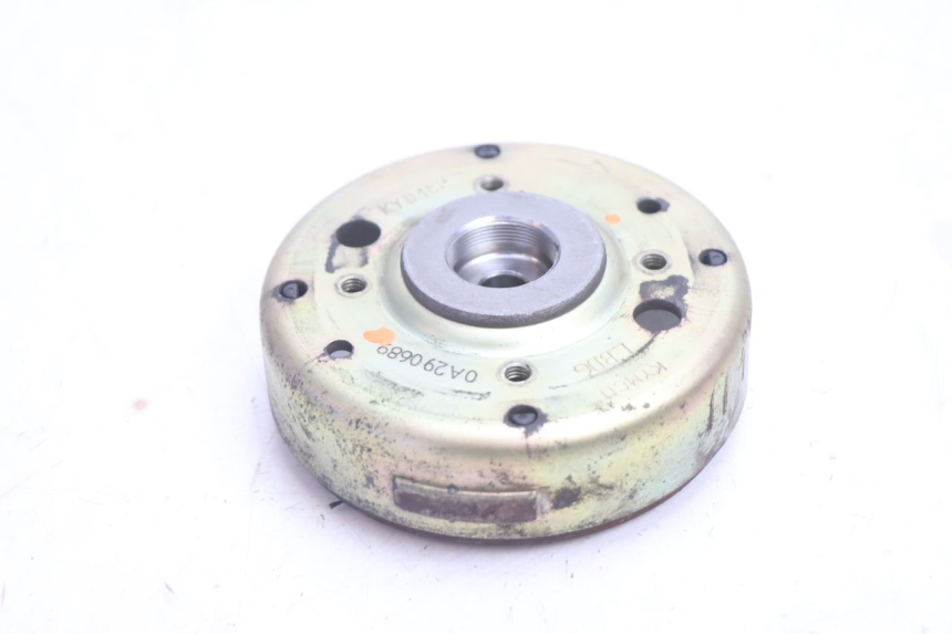 photo de ROTOR STATOR KYMCO AGILITY 4T 50 (2005 - 2018) - Primo piano tecnico