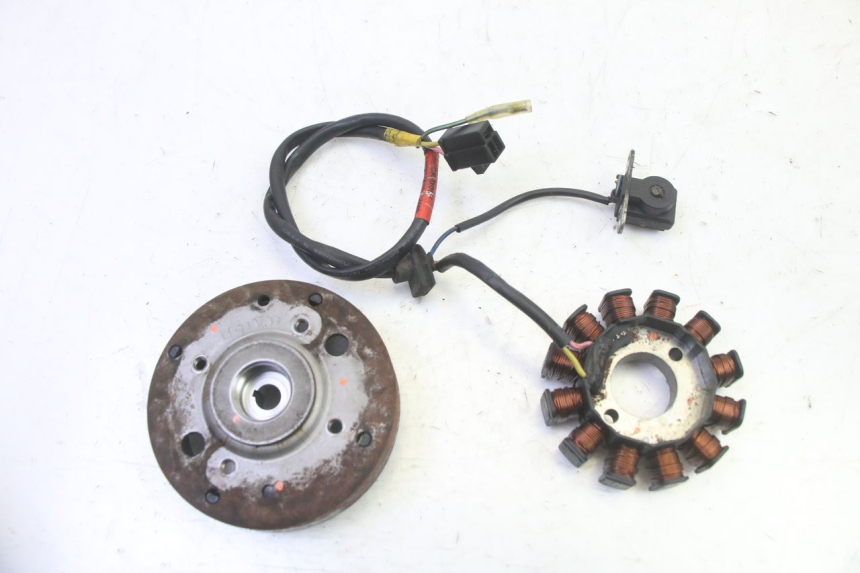 photo de ROTOR STATOR KYMCO AGILITY NAKED RENOUVO 2T 50 (2011 - 2018) - Vista principale