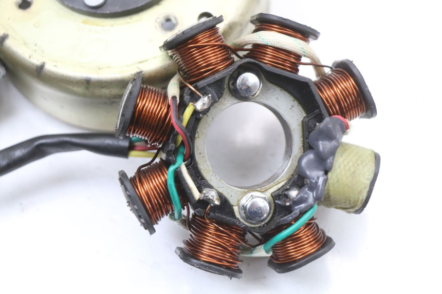 photo de ROTOR STATOR JONWAY AZTRAL 125 (2008 - 2017) - Primo piano tecnico