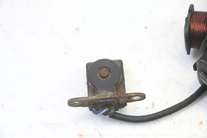 photo de STATORE KEROX BAZOOKA 110 - Dettagli dei punti di fissaggio