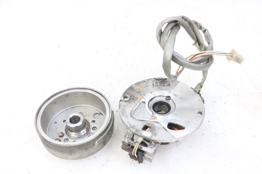 photo de ROTOR STATOR MBK BOOSTER SPIRIT NAKED 50 (2004 - 2017) - Dettagli dei punti di fissaggio