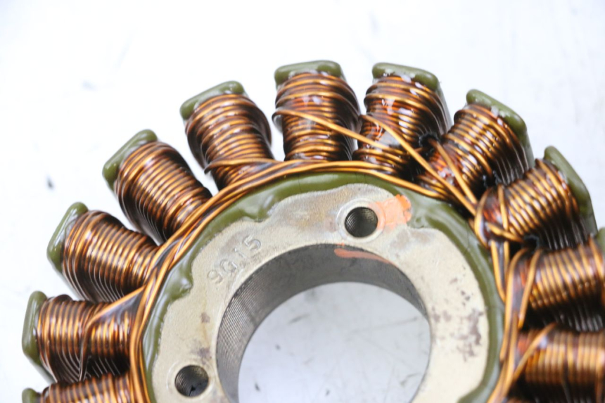 photo de ROTOR STATOR SUZUKI BURGMAN 125 (2007 - 2014) - Stato della superficie e materiale