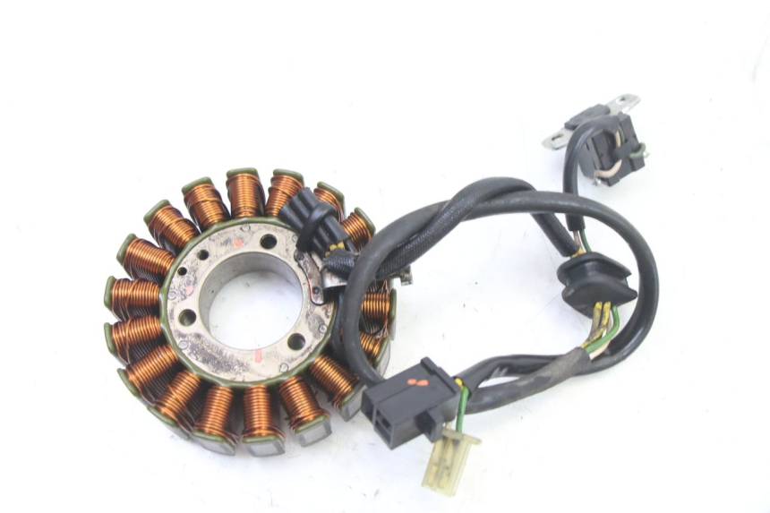 photo de ROTOR STATOR SUZUKI BURGMAN 125 (2007 - 2014) - Dettagli dei punti di fissaggio