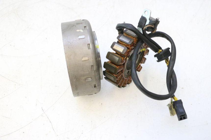 photo de ROTOR STATOR SUZUKI BURGMAN 125 (2007 - 2014) - Dettagli dei punti di fissaggio