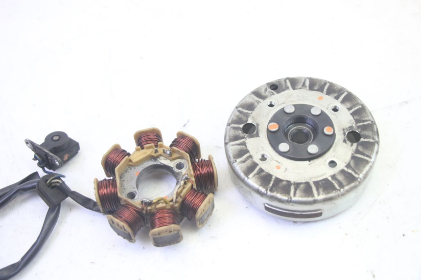 photo de STATORE LONGJIA DIGITA 4T 50 (2019 - 2022) - Primo piano tecnico