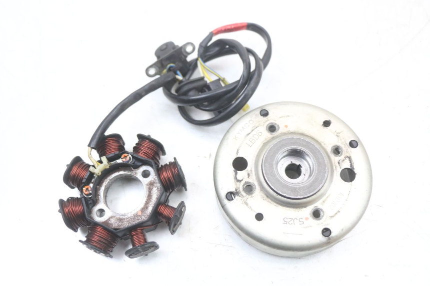 photo de ROTOR STATOR KYMCO DINK 4T 50 (2007 - 2018) - Vista principale