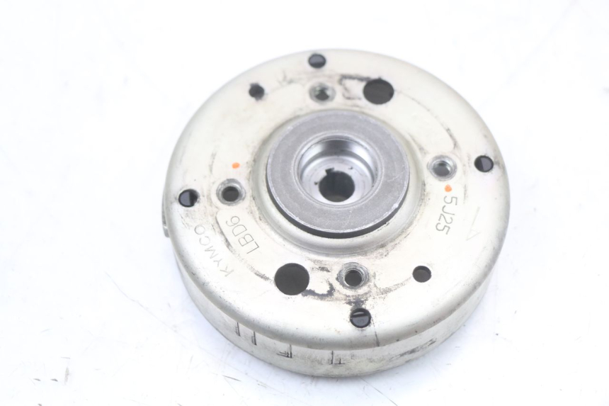 photo de ROTOR STATOR KYMCO DINK 4T 50 (2007 - 2018) - Zoom sullo stato d'uso