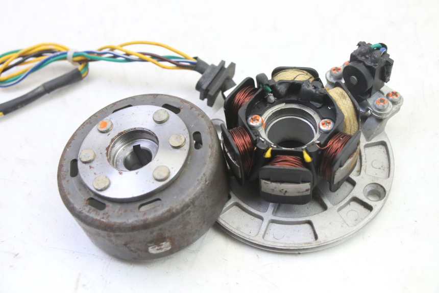 photo de ROTOR STATOR BSE DIRTBIKE PH10L 125 - Primo piano tecnico