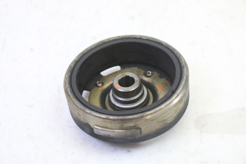 photo de STATORE PEUGEOT ELYSTAR 50 (2002 - 2014) - Caratteristiche distintive