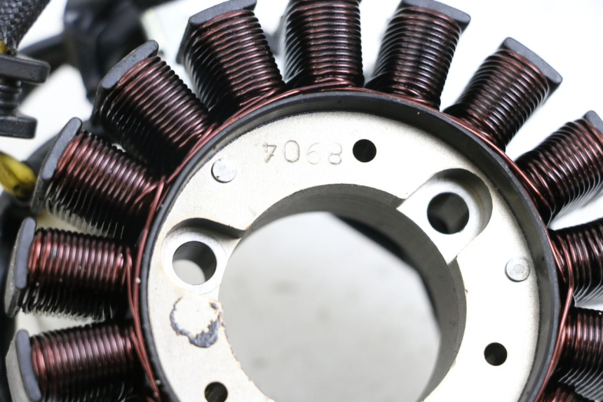 photo de ROTOR STATOR HONDA FES S-WING SWING ABS 125 (2007 - 2015) - Altra angolazione