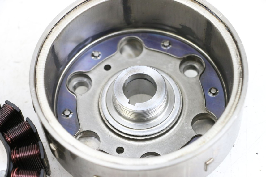 photo de ROTOR STATOR HONDA FES S-WING SWING ABS 125 (2007 - 2015) - Marcature e riferimenti originali