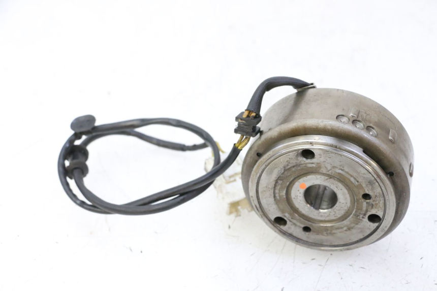 photo de ROTOR STATOR HONDA FES S-WING SWING ABS 125 (2007 - 2015) - Zoom sullo stato d'uso