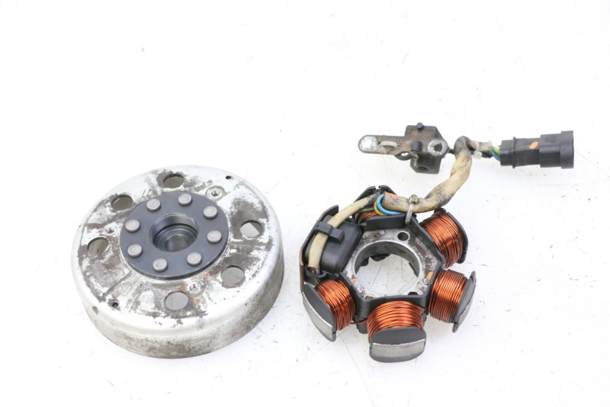 photo de ROTOR STATOR PIAGGIO FLY 2T 50 (2004 - 2017) - Vista principale