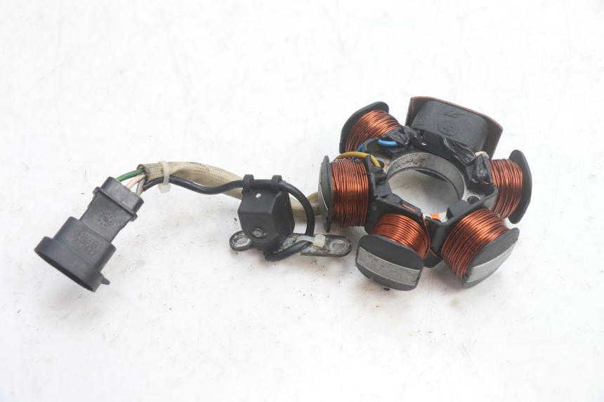 photo de ROTOR STATOR PIAGGIO FLY 2T 50 (2004 - 2017) - Primo piano tecnico