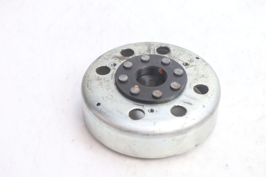 photo de ROTOR STATOR PIAGGIO FLY 2T 50 (2004 - 2017) - Stato della superficie e materiale