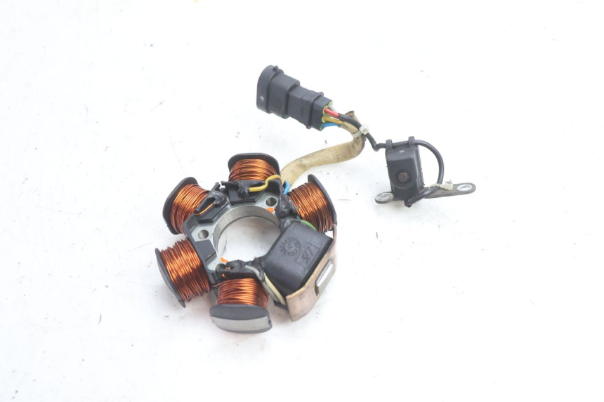 photo de ROTOR STATOR PIAGGIO FLY 2T 50 (2004 - 2017) - Primo piano tecnico