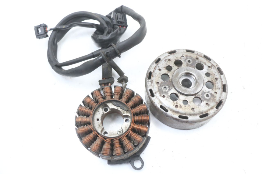 photo de STATORE HONDA FORZA 125 (2015 - 2016) - Vista principale